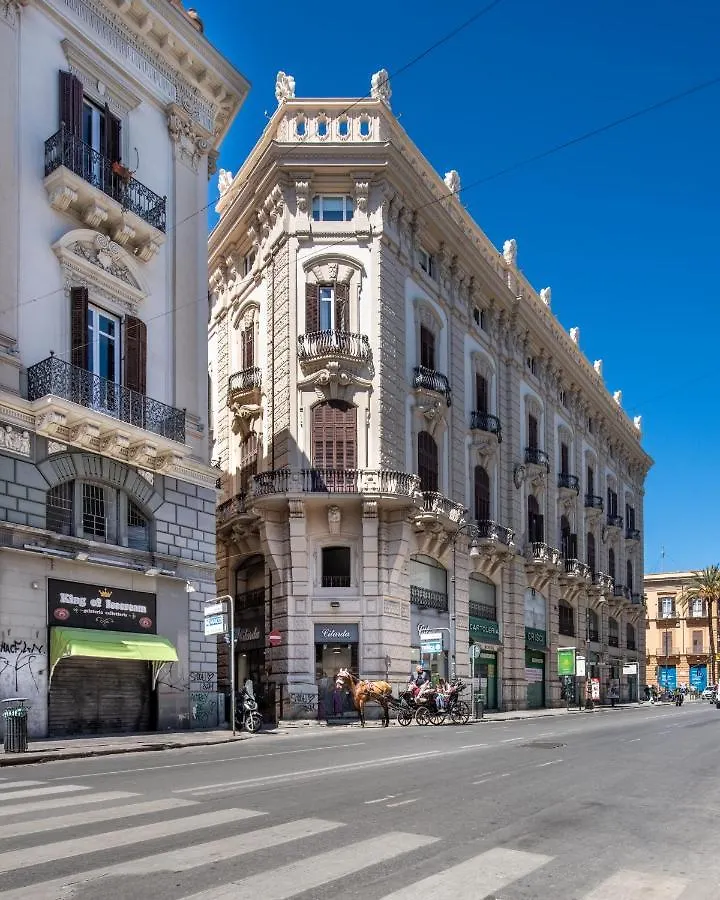 ** Bed & Breakfast Moncada Suites & Apartments Palermo Italy